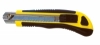 Нож-автомат резино-пласт корпус винт фикс 18 мм